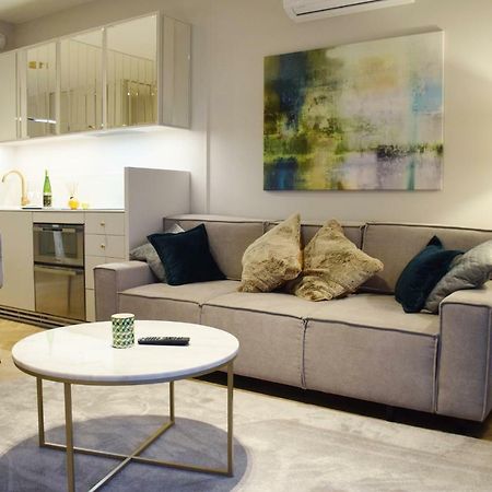 Mennica Residence Apartments By Renters Prestige Warszawa Exteriör bild