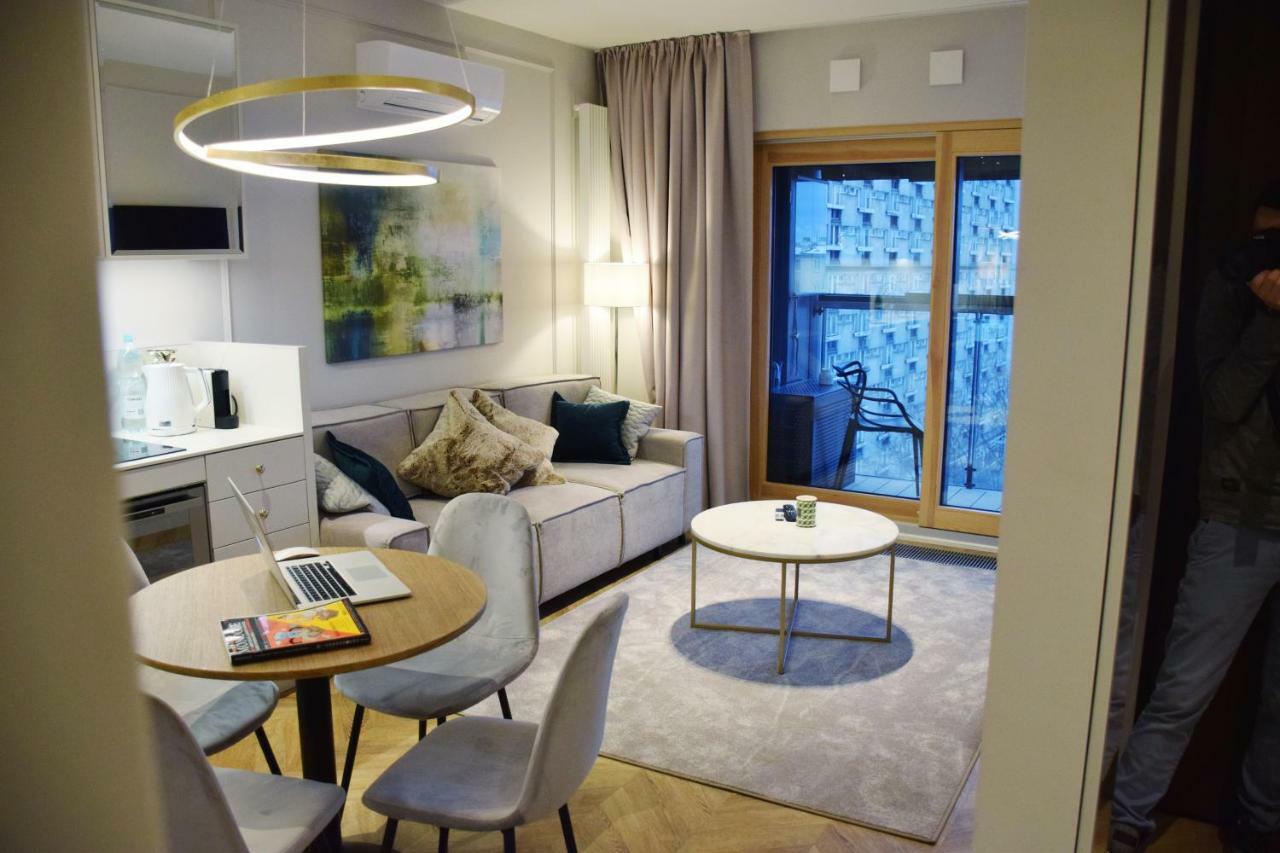 Mennica Residence Apartments By Renters Prestige Warszawa Exteriör bild
